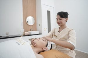 treatment facial di mureeskin clinic